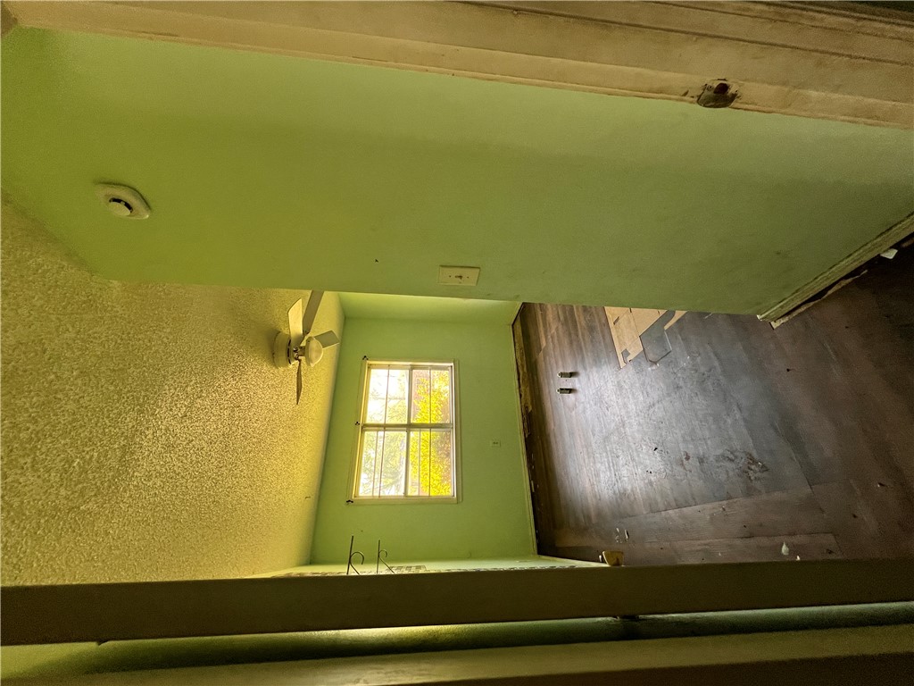 J L Shinn - Residential