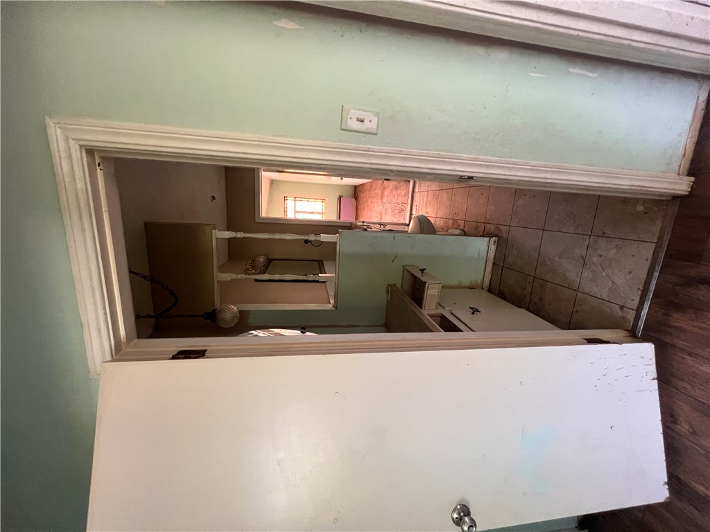 J L Shinn - Residential