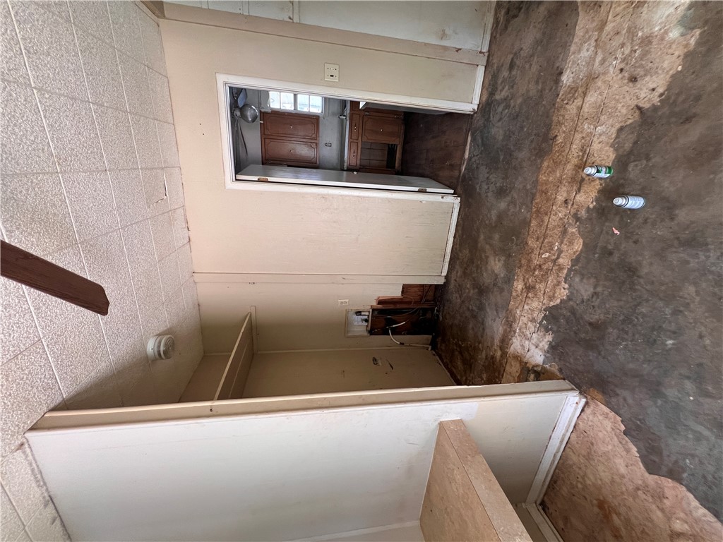 J L Shinn - Residential