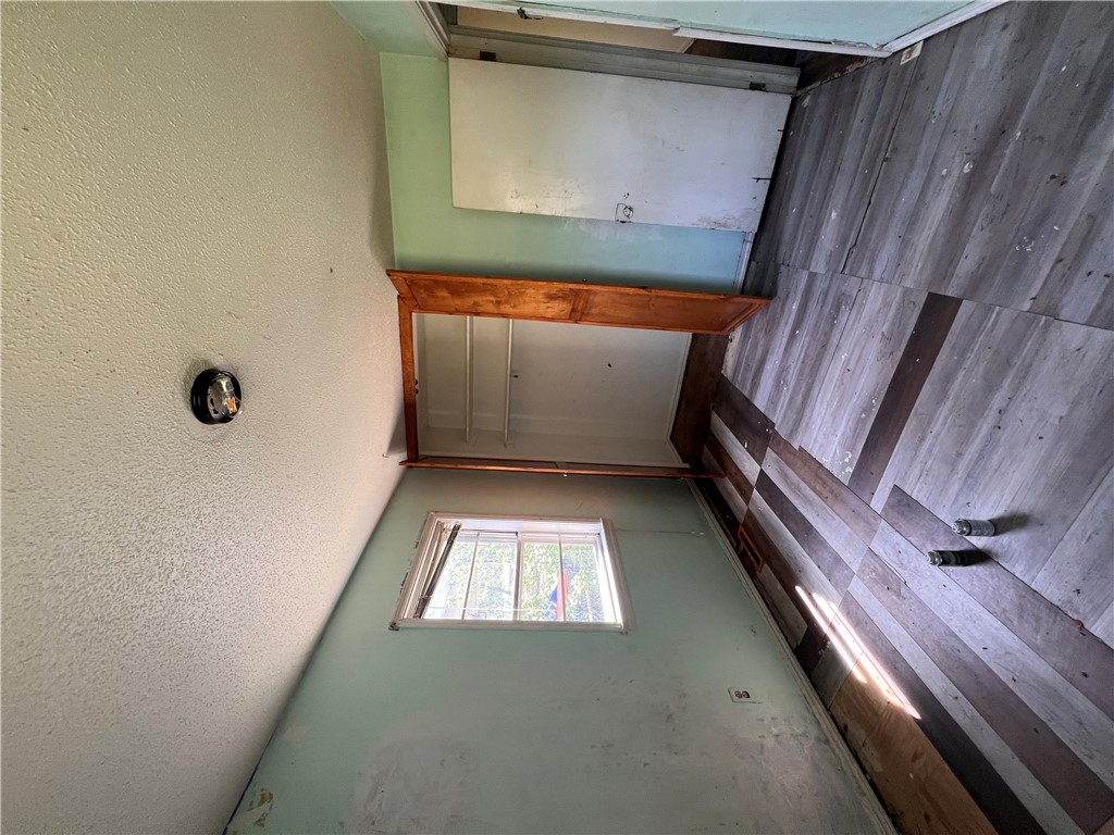 J L Shinn - Residential