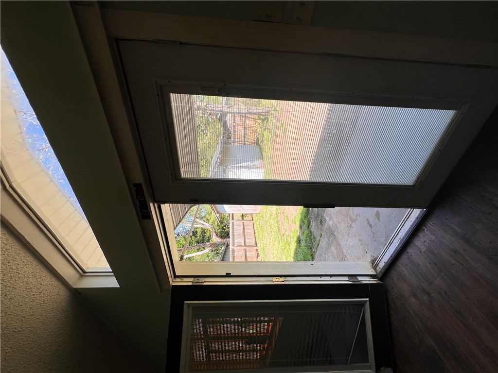 J L Shinn - Residential