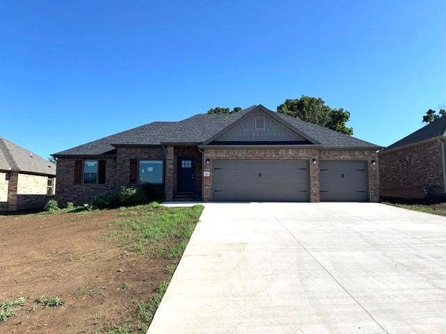 Brand new all-brick home featuring 1,618 SF, 3 BR, 2 BA, and 3 car garage! Split floor plan, built-in bookshelves, gas fireplace, premium vinyl plank floors, granite tops, gas cook stove, large pantry and large covered porch. Fully sodded yard, fenced backyard. Seller will pay $2,500 of buyers closing cost and prepaids!