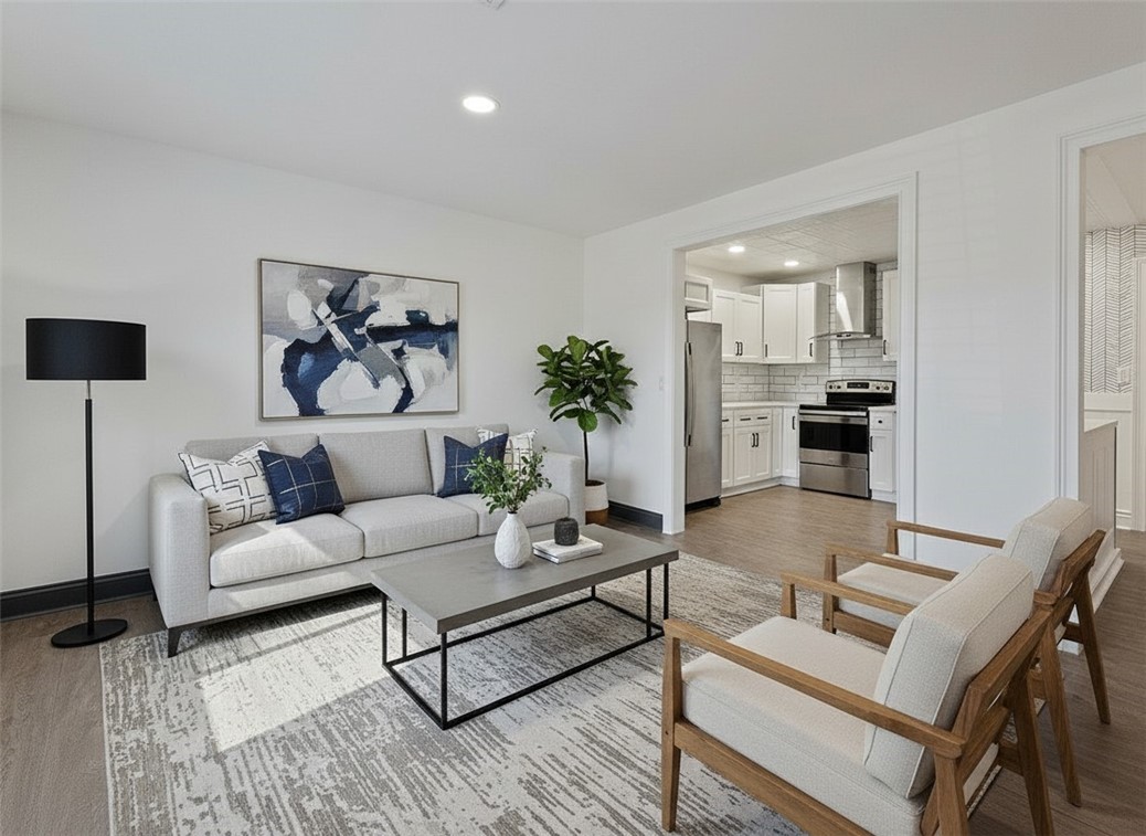 Townhouse Tct 3 A/K/A Drake Court Bvv - Residential