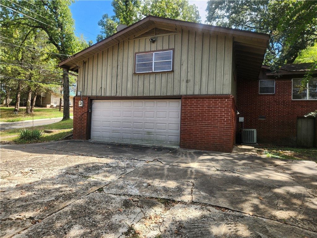Clarksville 311023 - Residential