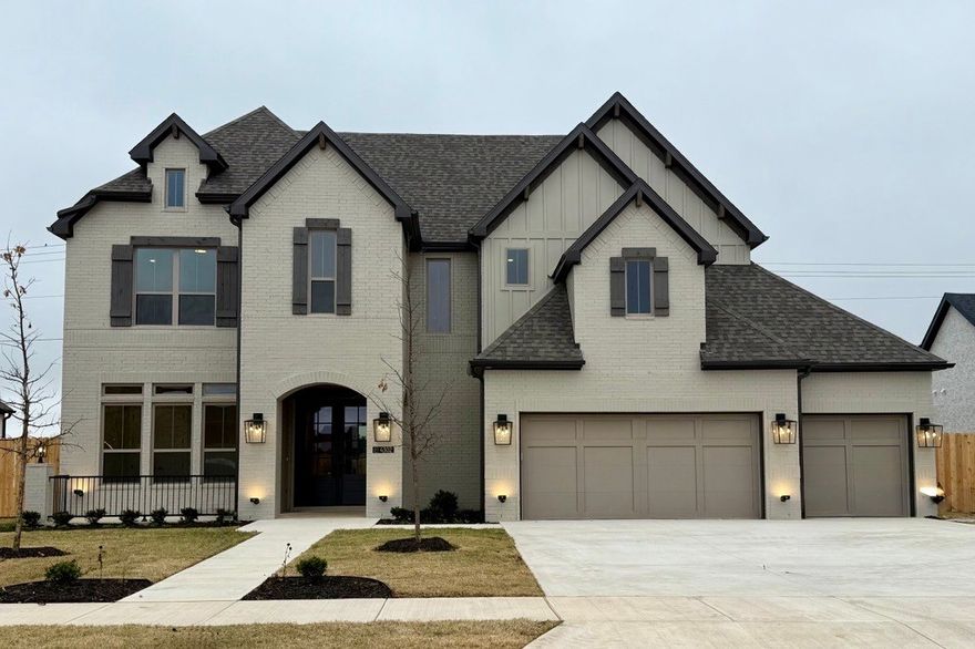 The Monroe is a two-story estate plan filled with natural light. The home features double front doors leading into a welcoming living room with direct access to the outdoor patio. The open layout includes a kitchen with a large island that offers additional seating, a breakfast nook, and a walk-in pantry. The owner’s suite is located at the back of the home with a walk-in closet and a bathroom that includes a freestanding tub. Also on the first floor are a secondary bedroom and full bath, along with a three-car garage connected to the utility room. Upstairs, you’ll find a media room, three bedrooms, and two additional bathrooms, along with a catwalk overlooking the two-story foyer.