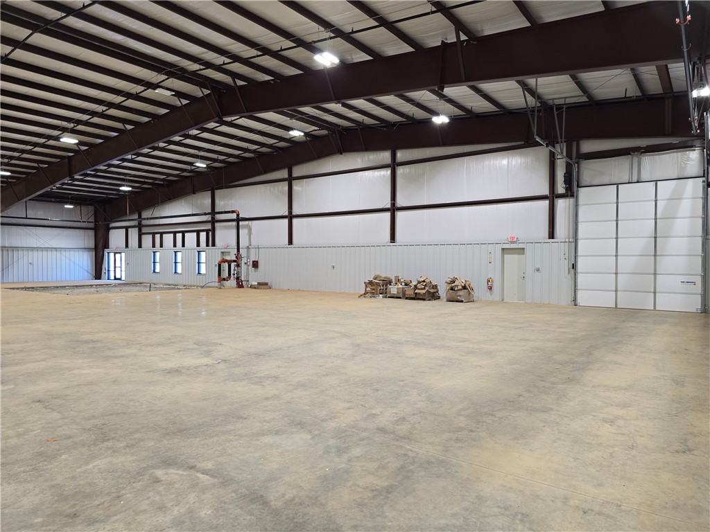 Nwa Indust Park - Commercial Lease