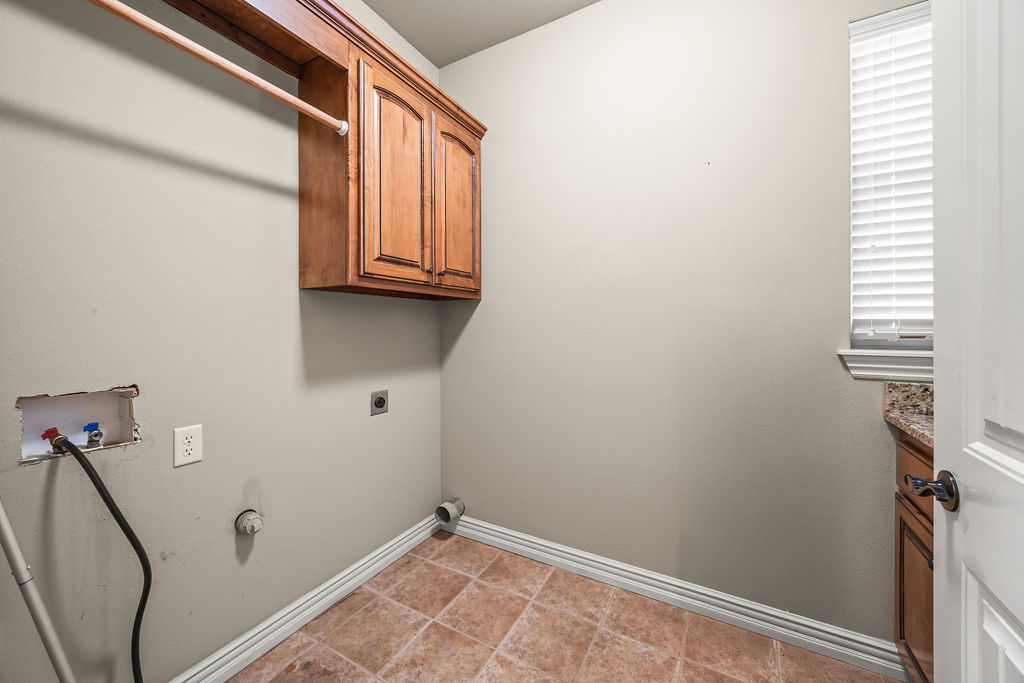 Sherlock Sub Bvv - Residential