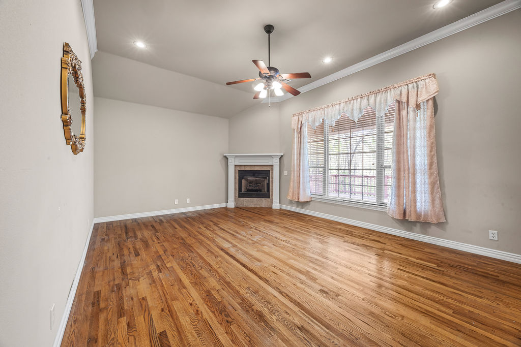 Sherlock Sub Bvv - Residential