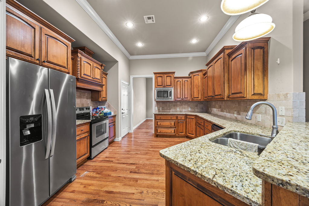 Sherlock Sub Bvv - Residential