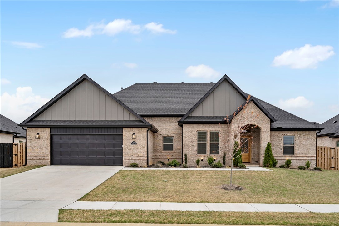Welcome home to the highly sought after South Point S/D in Tontitown. This one level home features 2,055 sq ft provides an open floorplan, 4 Bedrooms, 2.5 Bathrooms, vaulted ceilings, spacious kitchen, custom style cabinets, gas cooktop, quartz countertops, and engineered hard wood flooring in the common areas. Primary has a spacious bedroom, bathroom w/ walk-in closets that flows into a laundry room. Enjoy your days out back for relaxation and enjoyment with an outdoor fireplace for calming outdoor ambiance. This home has it all and location is PRIME. Enjoy everything NWA has to offer with a few minutesā drive to plenty of popular restaurants to choose from, the Arvest ball park and shopping. Welcome Home!