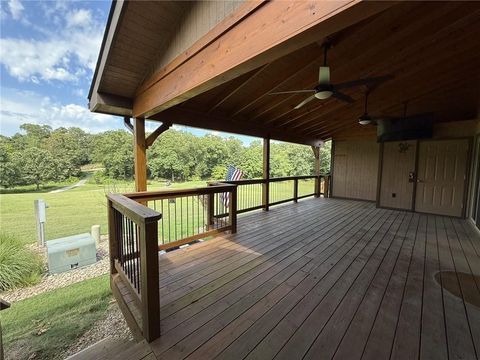 Photo of 12 Walter Drive, Bella Vista, AR 72714 (MLS # 1334847)