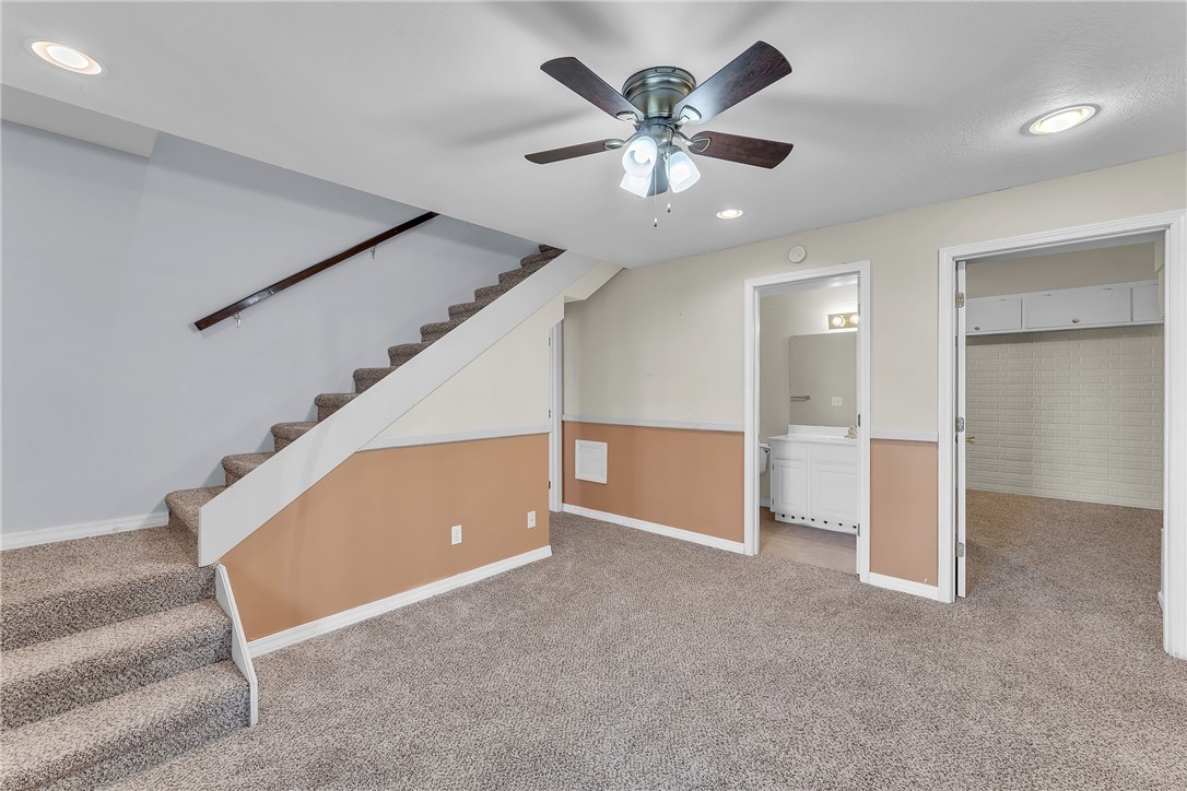 Unit 8 Holiday Island - Residential