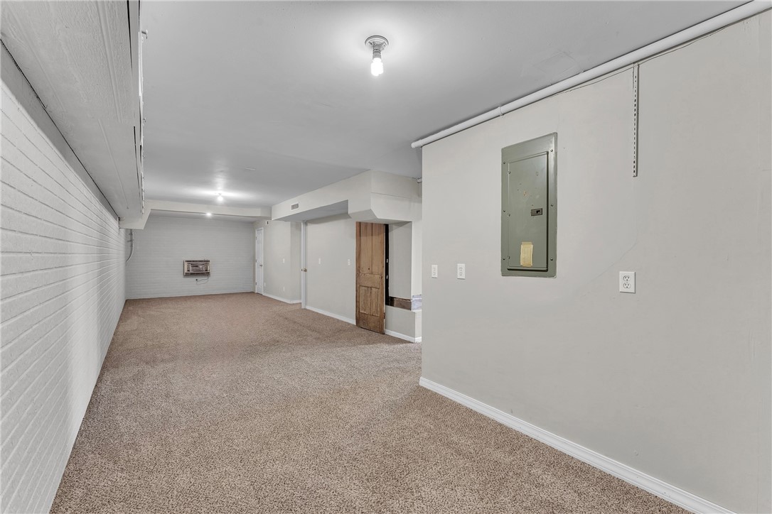 Unit 8 Holiday Island - Residential