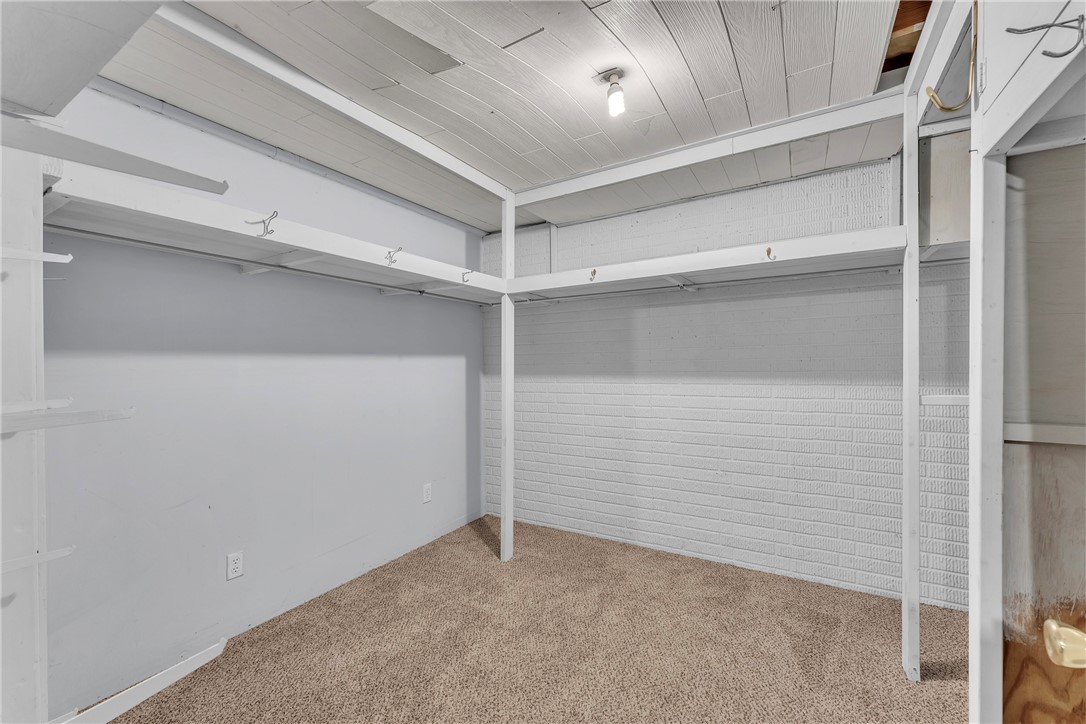 Unit 8 Holiday Island - Residential