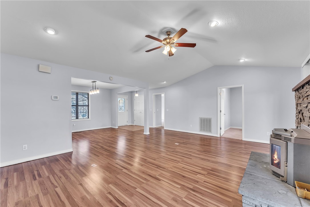 Unit 8 Holiday Island - Residential