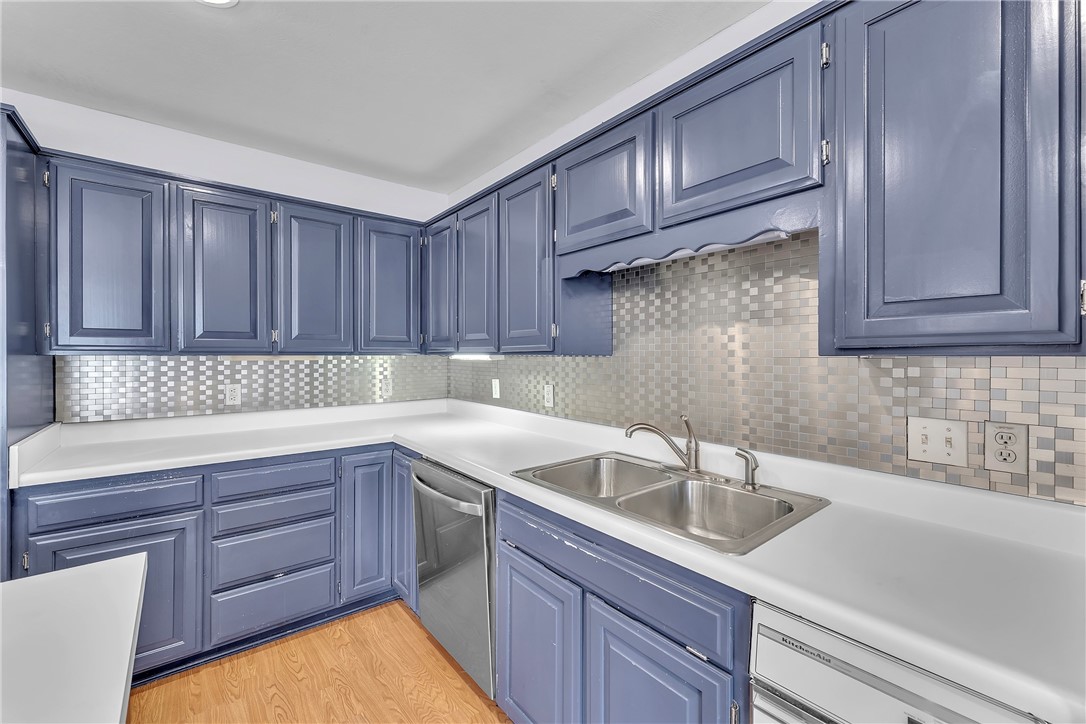 Unit 8 Holiday Island - Residential