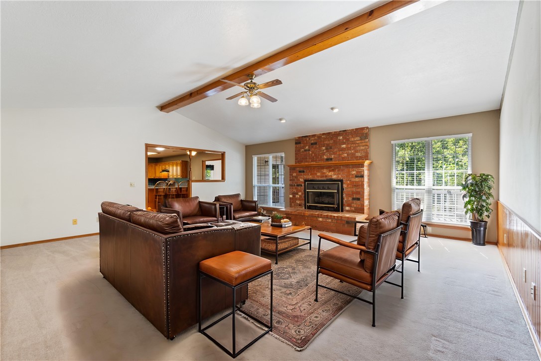 Unit 9 Holiday Island - Residential