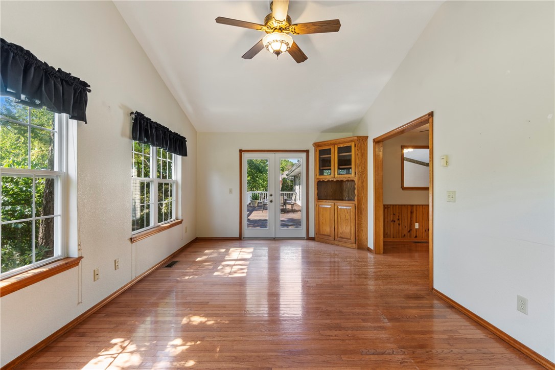 Unit 9 Holiday Island - Residential