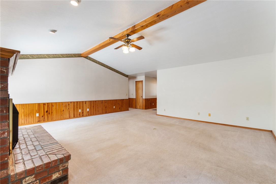 Unit 9 Holiday Island - Residential