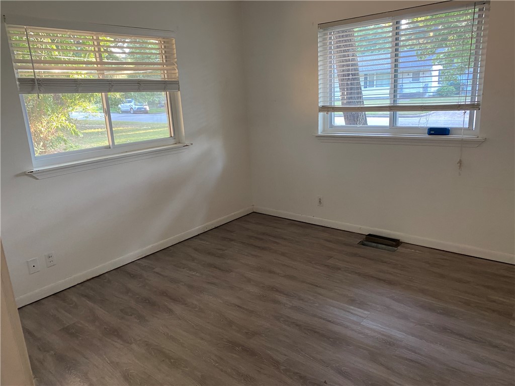 Maple Drive Ii - Residential Lease