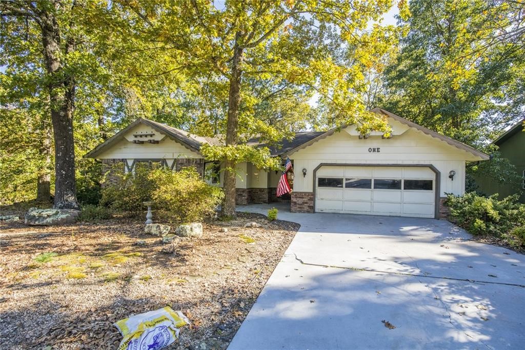Welcome home! This property has the cozy feel associated with Bella Vista homes and provides quick access to shopping. Two bedrooms but room to add a third. The Bella Vista mountain biking trail which has been recognized nationally has 3 different entrances. This property is sold as is and move in has to be March 31st.