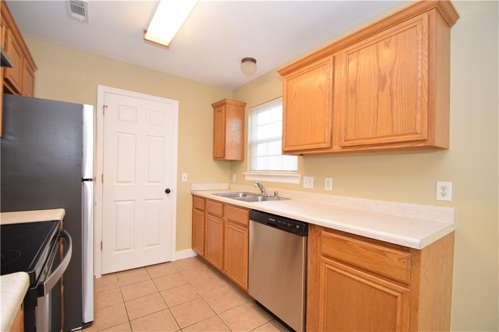 Kristyl Heights Iv B - Residential Lease