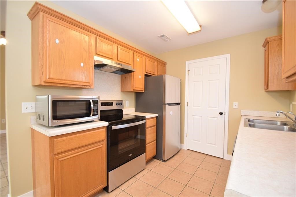 Kristyl Heights Iv B - Residential Lease