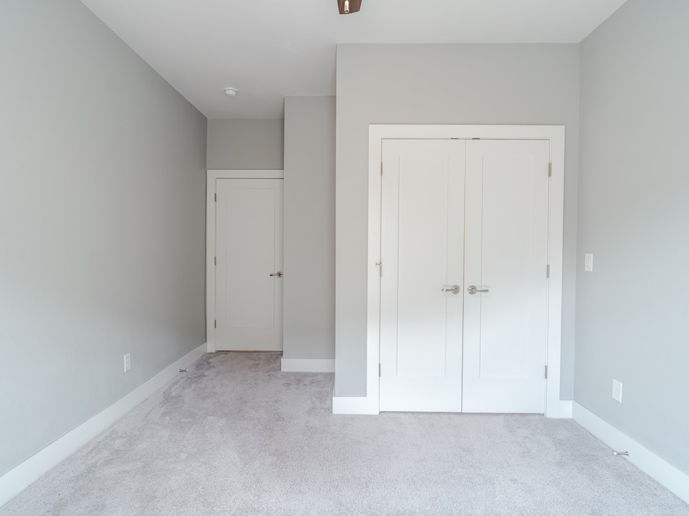 Aurora Sub Ph I Bentonville - Residential Lease