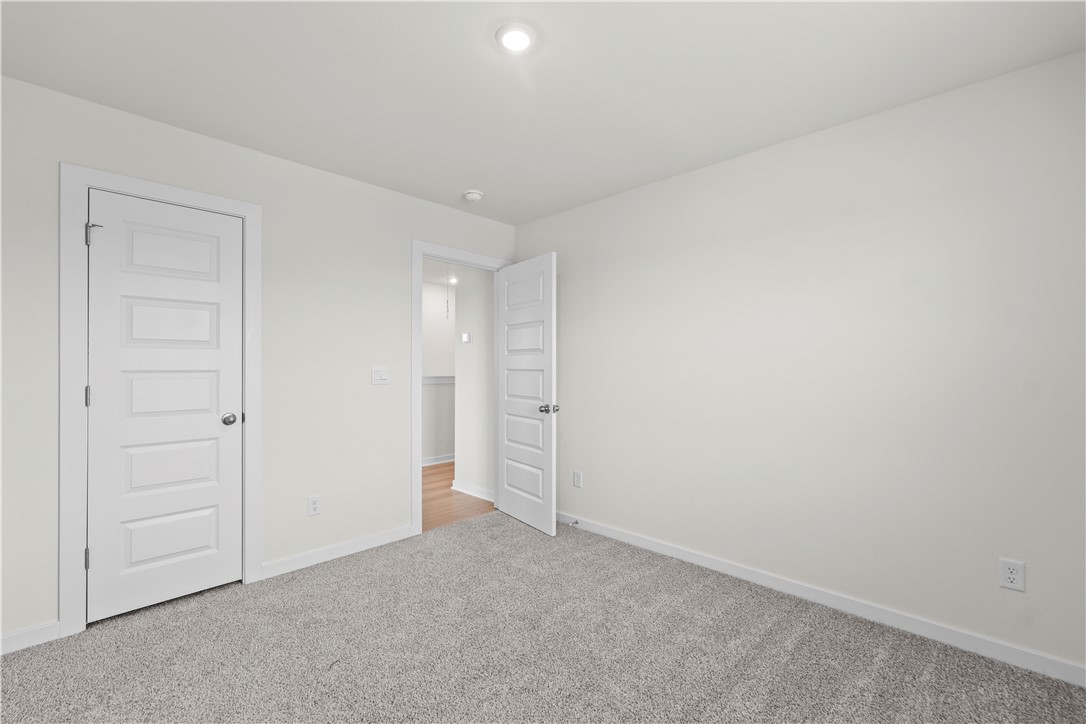 Habberton Ridge Ph 2 & 3 - Residential