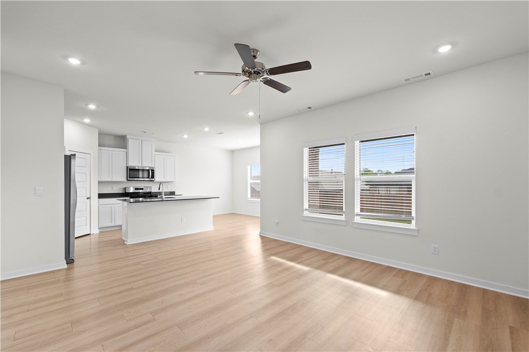 Habberton Ridge Ph 2 & 3 - Residential