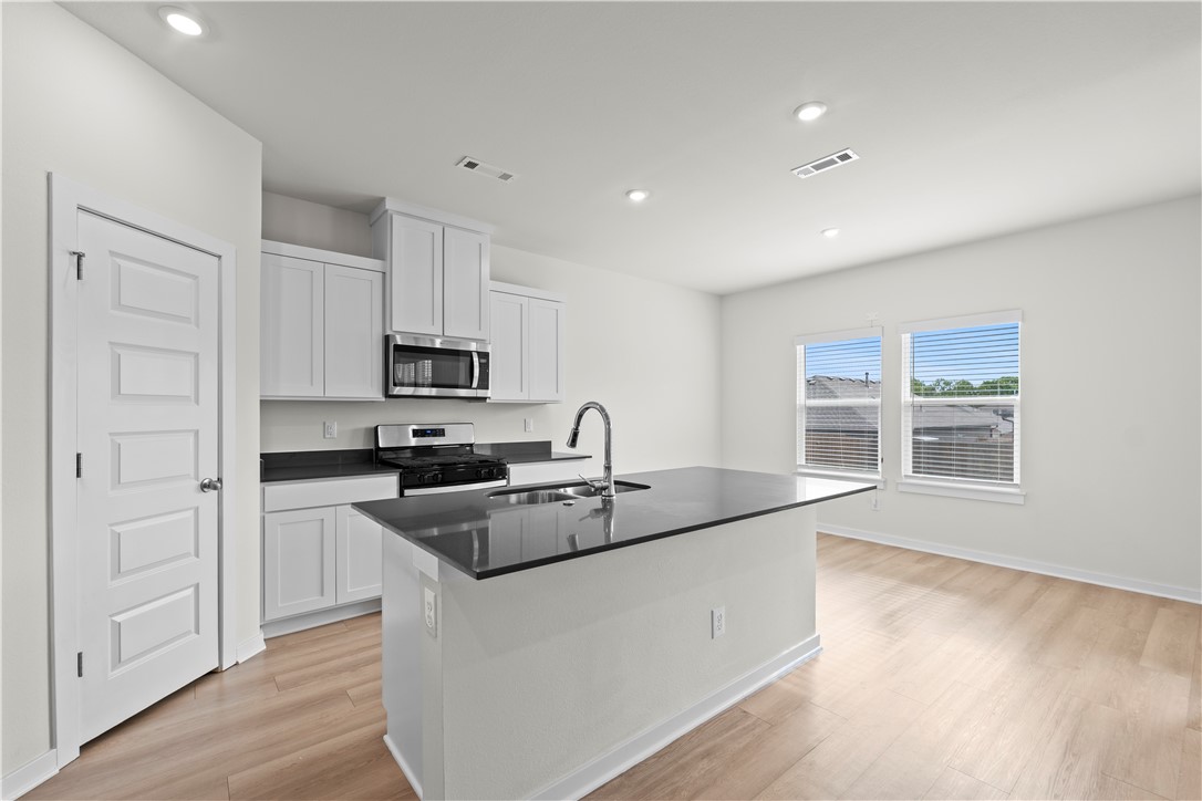 Habberton Ridge Ph 2 & 3 - Residential