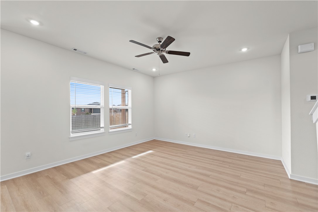 Habberton Ridge Ph 2 & 3 - Residential