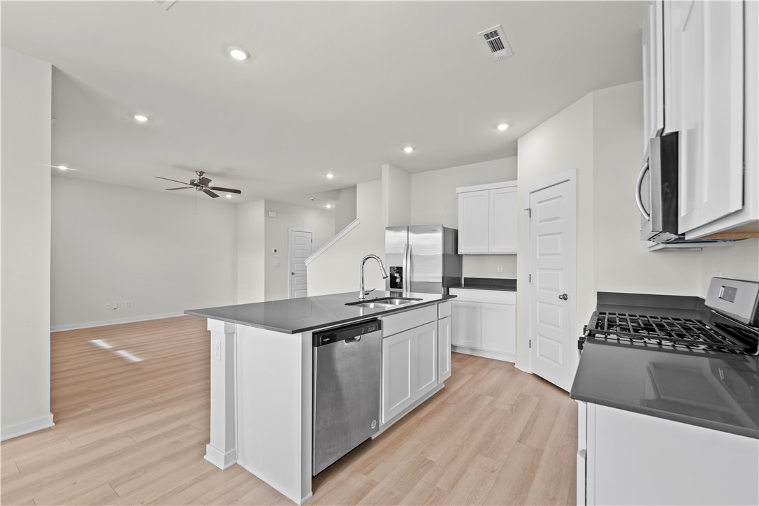 Habberton Ridge Ph 2 & 3 - Residential