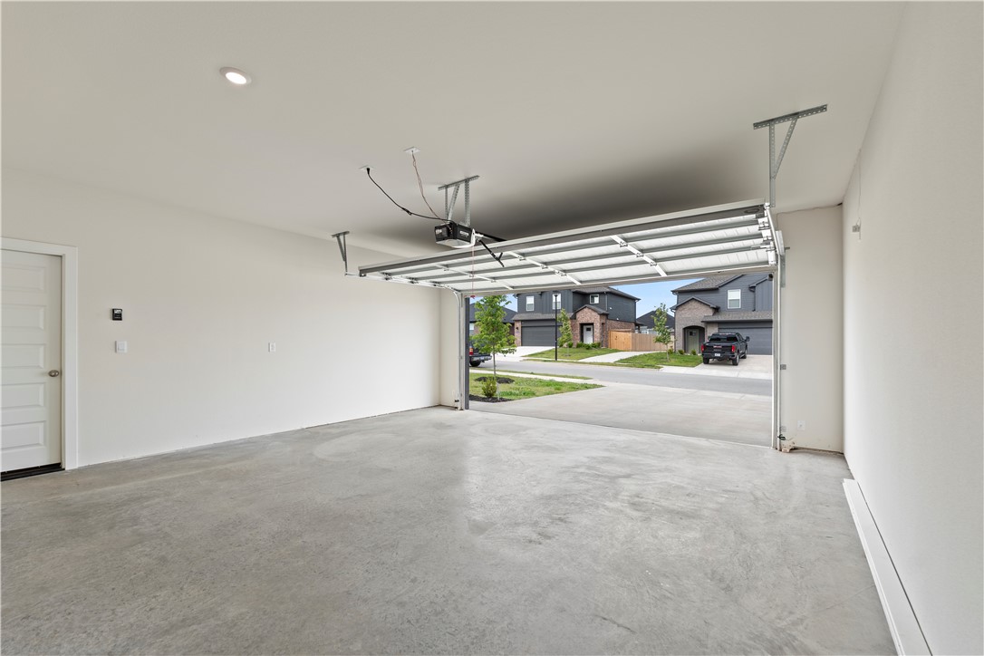 Habberton Ridge Ph 2 & 3 - Residential