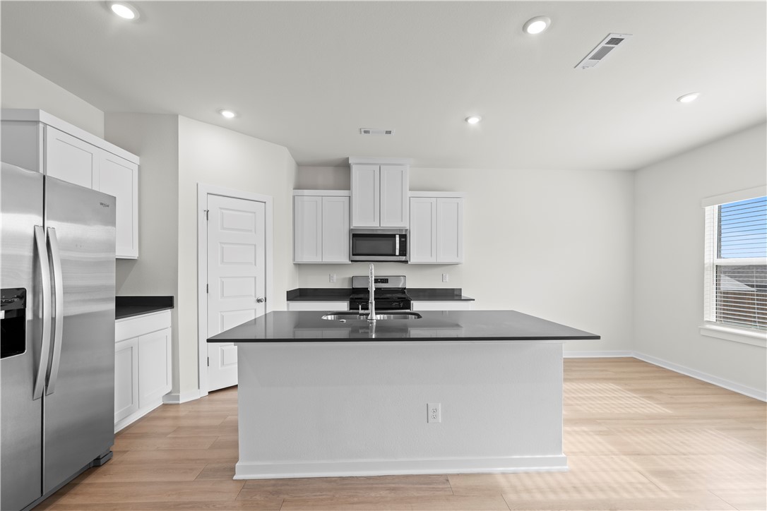 Habberton Ridge Ph 2 & 3 - Residential