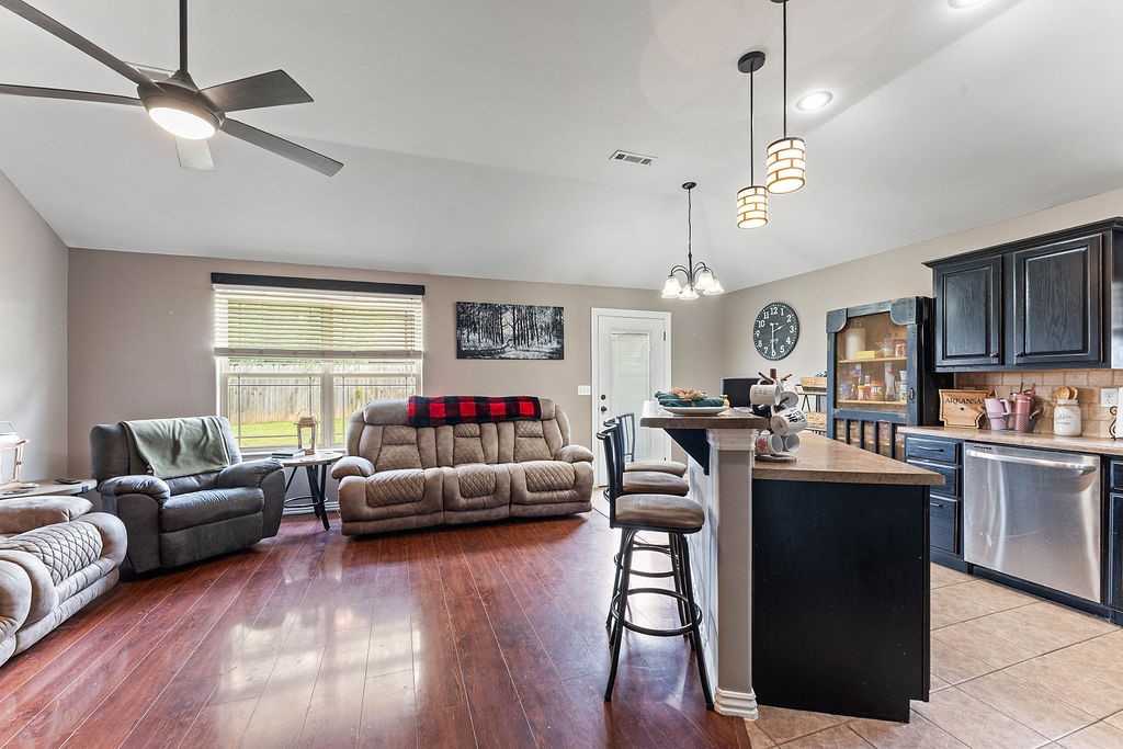 Oaks, The Ph 2 Gentry - Residential