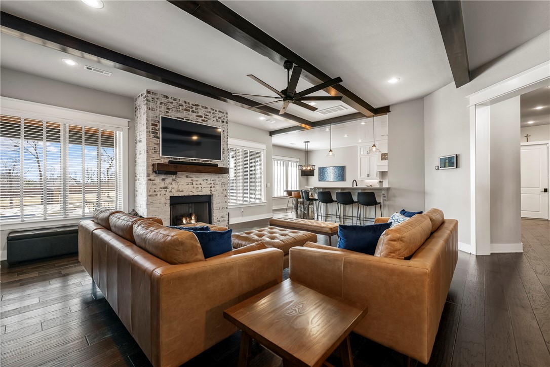 Oak Tree Centerton - Residential