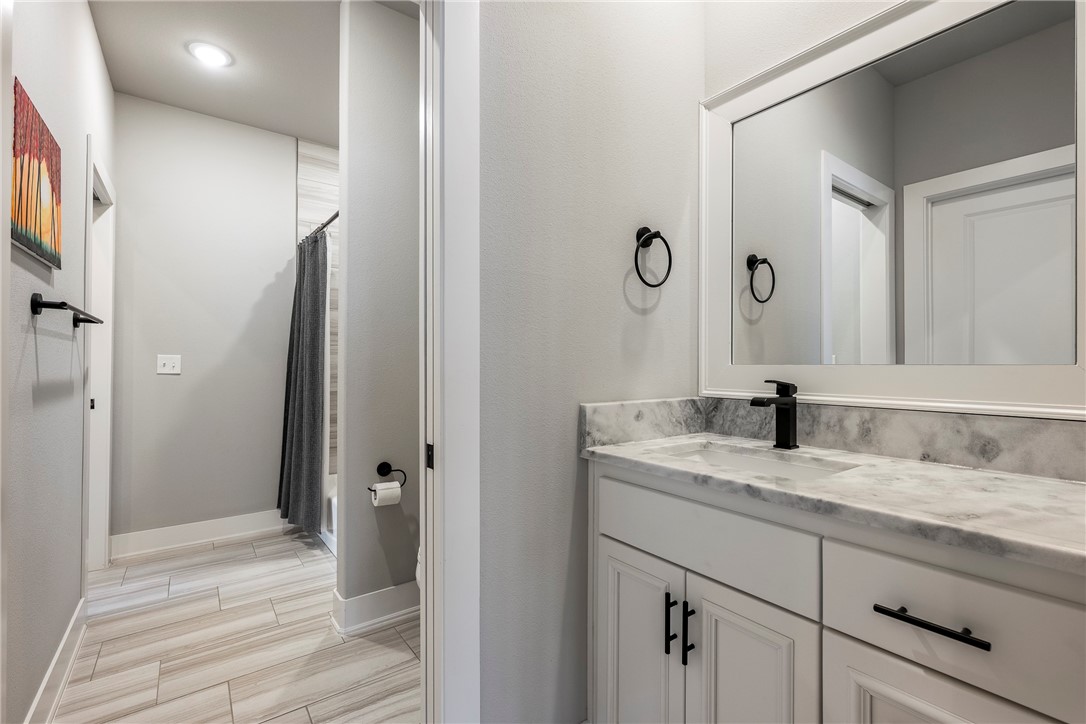 Oak Tree Centerton - Residential