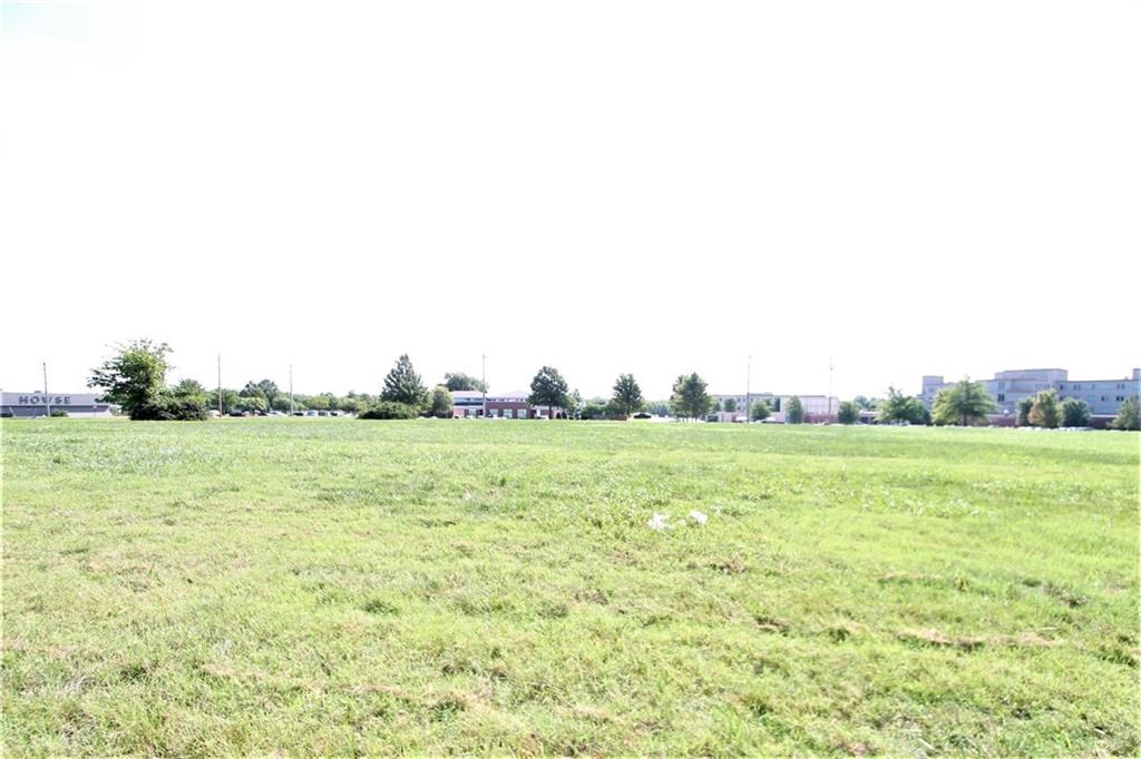 Mid Cities Crossing Sub Bentonville - Commercial Sale