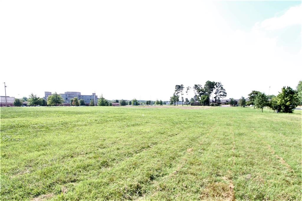 Mid Cities Crossing Sub Bentonville - Commercial Sale