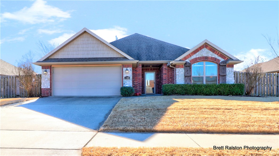 Beautiful home in West Fayetteville!!! Holcomb Elementary within walking distance! Fantastic split floor plan includes stunning hardwood floors, granite countertops, stainless appliances, a gas fireplace in the living room and fresh paint throughout!! Private fenced backyard is designed for entertaining with the newly expanded patio!! Beautiful Brick and stacked stone exterior. Quiet and safe neighborhood includes a fully stocked pond to enjoy! Located close to shopping, restaurants, parks and bike trails and easy access to highways. Donāt miss this one!! Showings to start at 9 am on Friday.