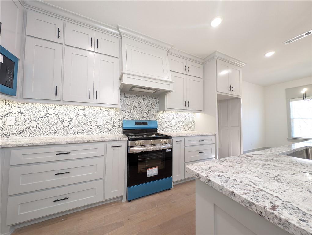 WHITHORN SUB BVV - Residential