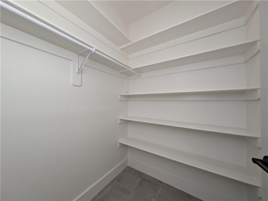 WHITHORN SUB BVV - Residential