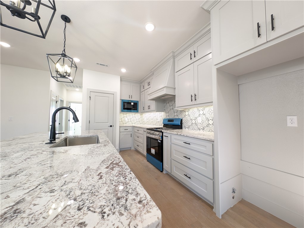 WHITHORN SUB BVV - Residential