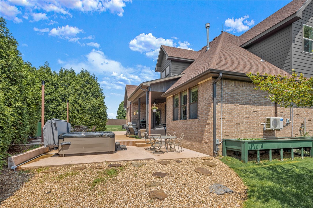 Oak Tree Centerton - Residential