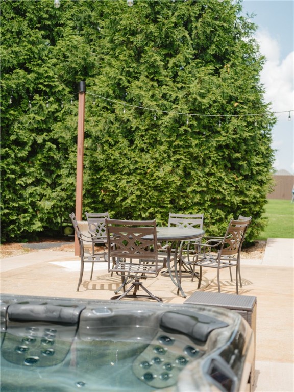 Oak Tree Centerton - Residential