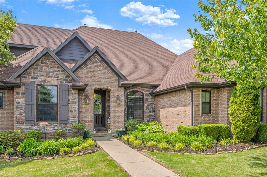 Oak Tree Centerton - Residential