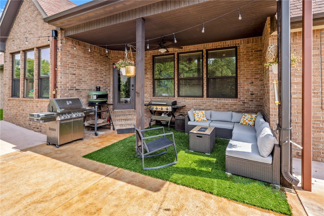 Oak Tree Centerton - Residential