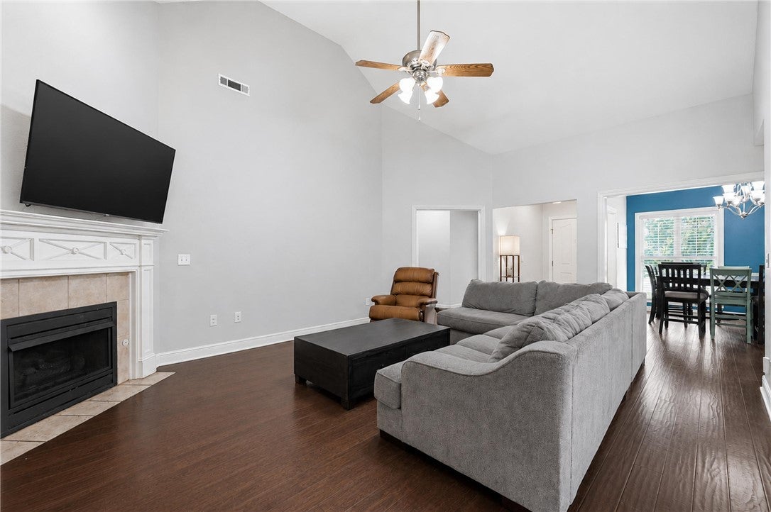 596 N Fox Meadows Lane - Photo 3