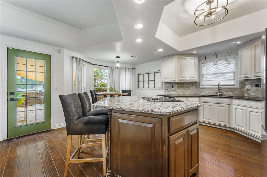 Champions Estates Rogers - Residential Lease